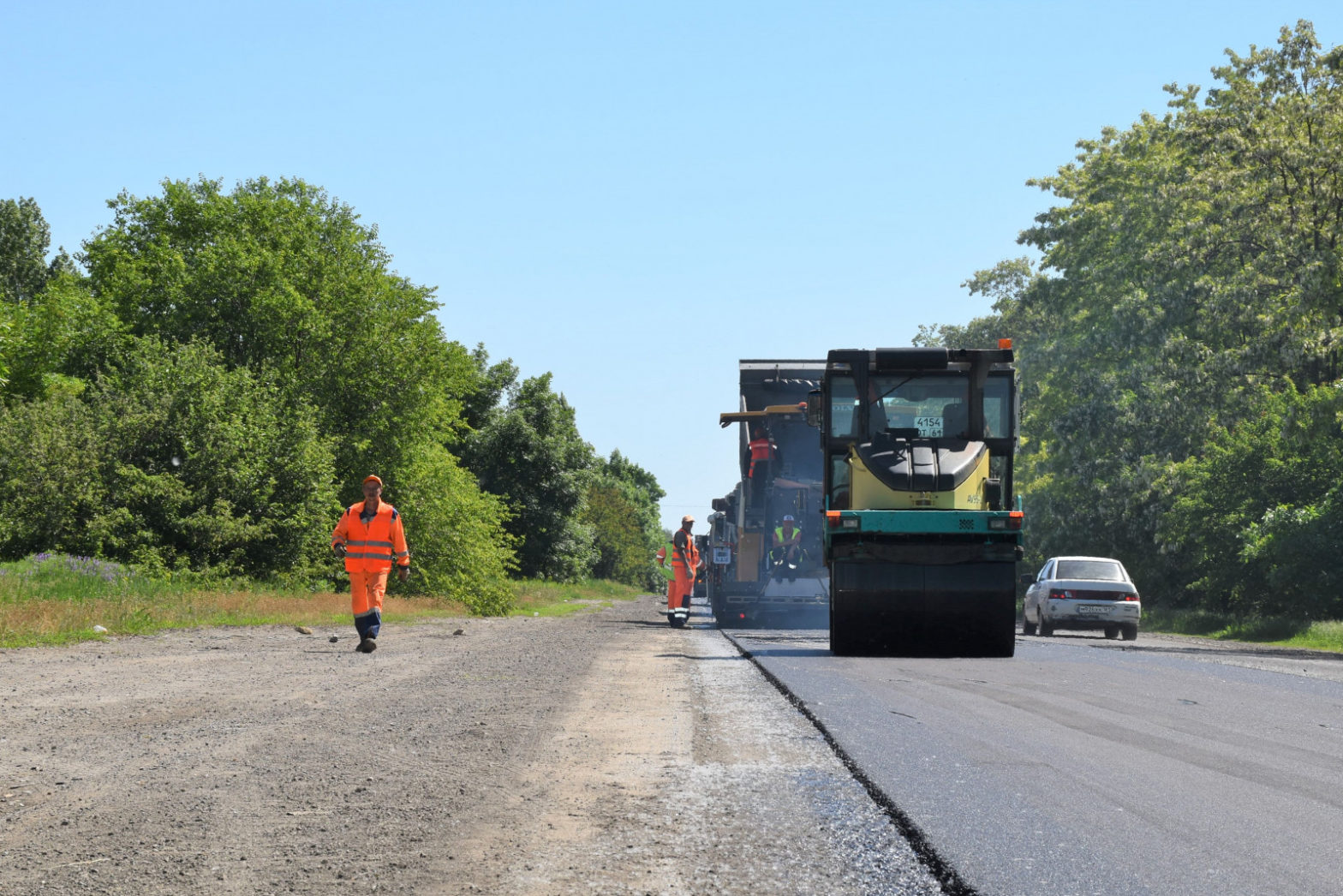 На восстановление автодороги Каменск-Шахтинский – Малая Каменка направлено более 53 млн рублей