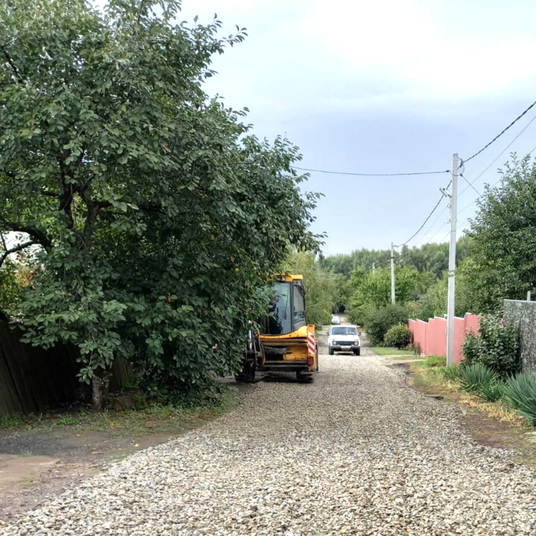 В Каменске продолжается ремонт дорог