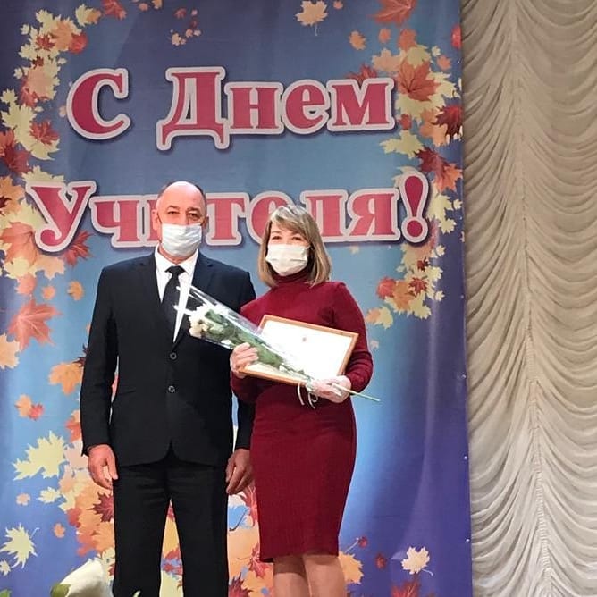 В Каменске-Шахтинском чествовали учителей и воспитателей
