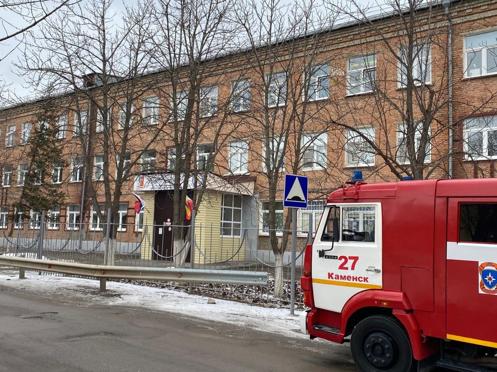 «Мой «Хатсан» никогда не ошибается»: что за письмо стало причиной массовой эвакуации школ в Ростове