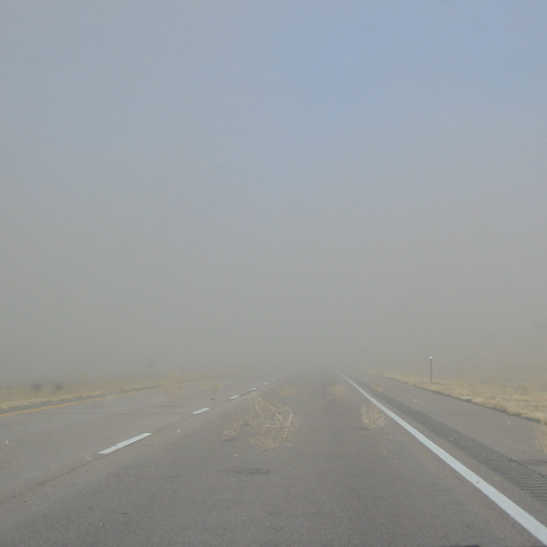Ростовскую область до 2 мая могут накрыть пыльные бури