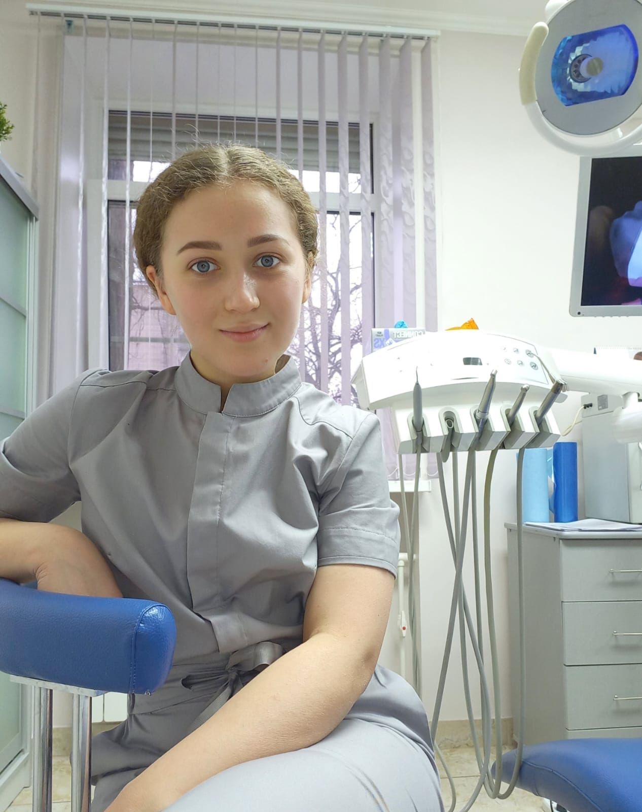 Центр «Стоматолог и я» представляет нового врача-стоматолога общей практики Кравец Юлию Михайловну!
