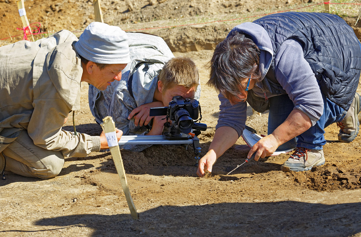 15 августа — День археолога