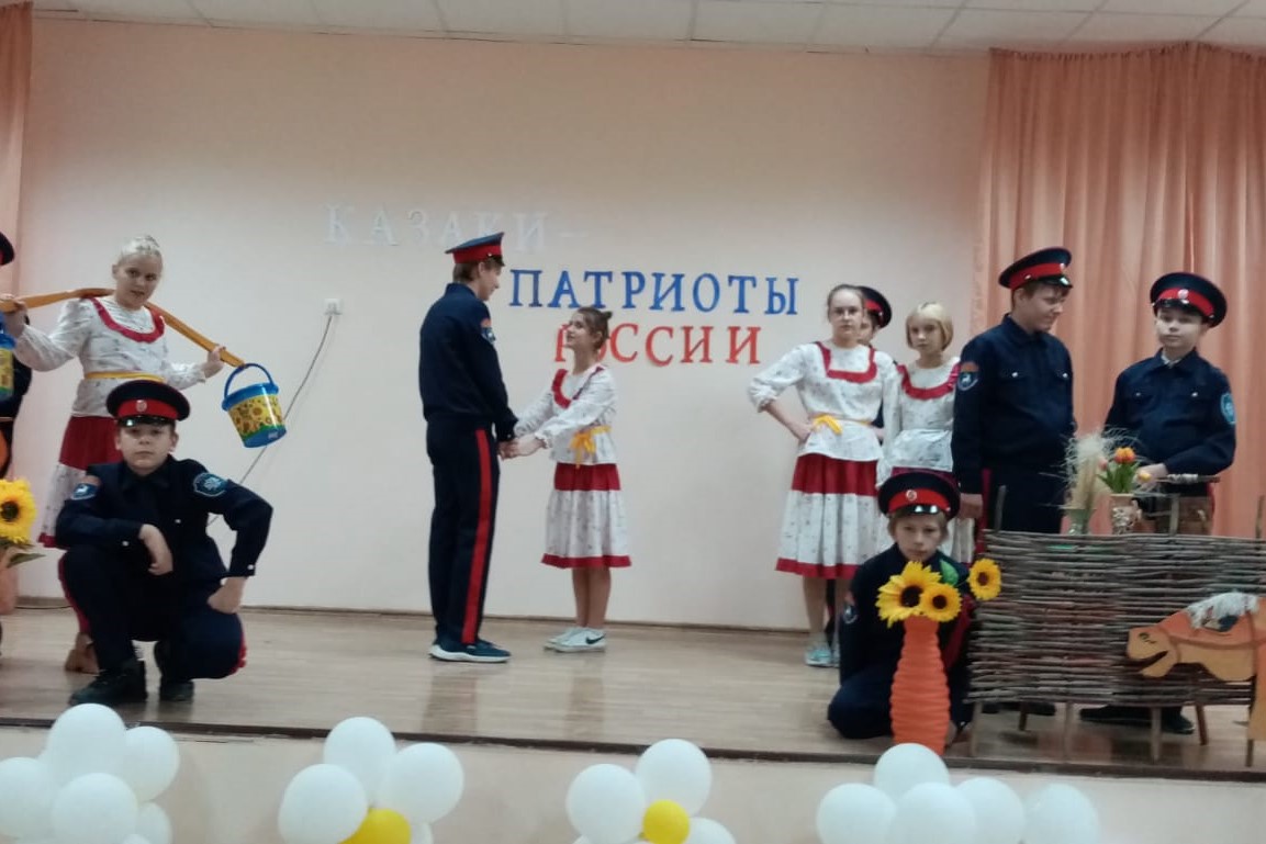 Команды школ Каменского района победили во втором этапе Всероссийского конкурса на звание «Лучший казачий класс»