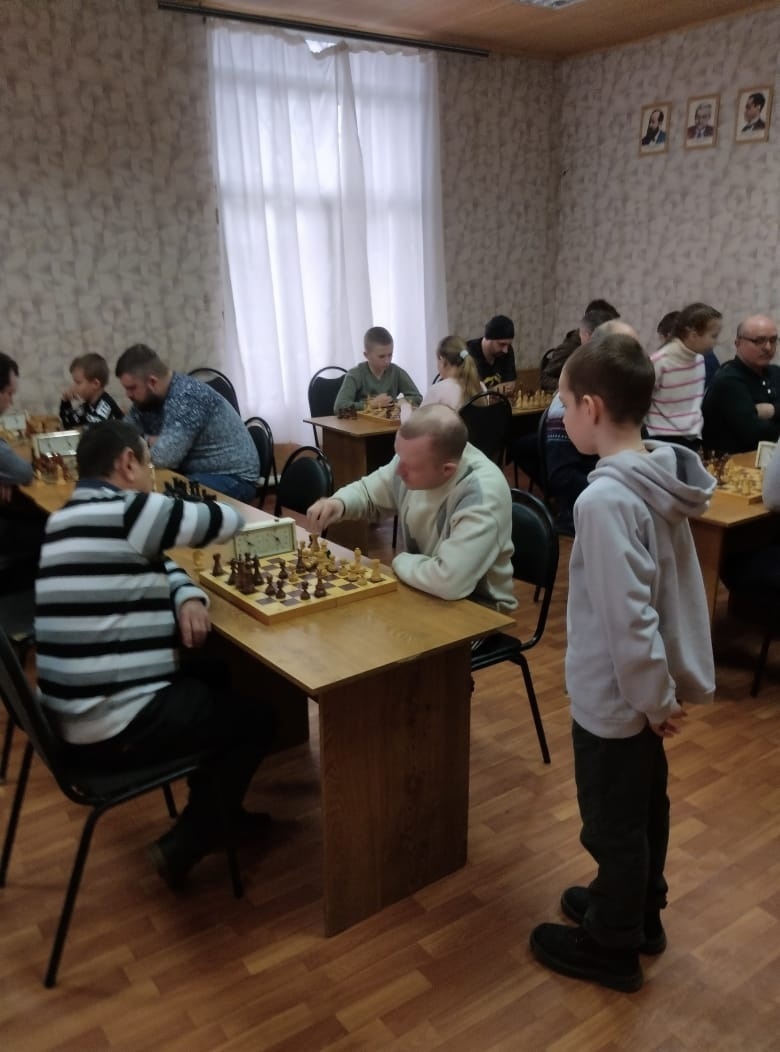 В Каменске-Шахтинском прошли соревнования «Шахматная семья»